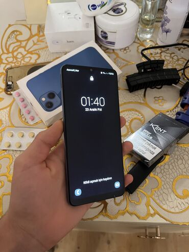 Samsung: Samsung Galaxy A32, 64 GB, rəng - Göy, Barmaq izi, Face ID