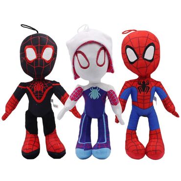 Плюшевые игрушки разных персонажей. Красный и черный человек паук