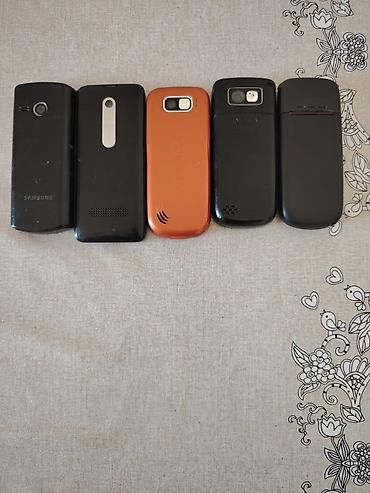 nokia 301: Klassik düyməli telefon dəsti Hamisi işlek vezyetdedir Samsung E2232 — 2
