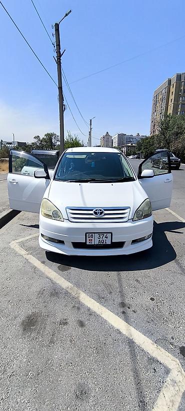2003: Toyota Ipsum: 2003 г., 2.4 л, Автомат, Бензин, Универсал — 4
