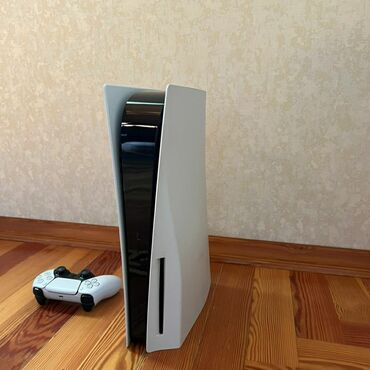сколько стоит playstation 3 в азербайджане: 630 AZN problemsiz oyunsuz