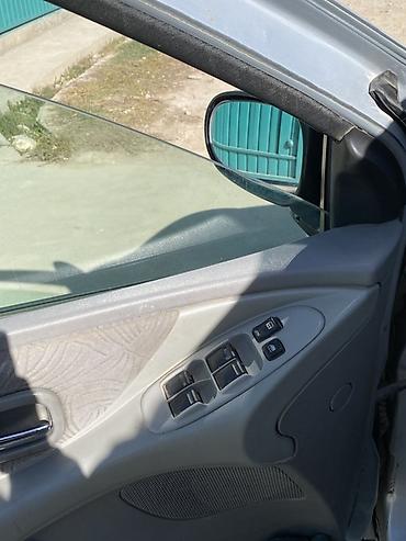тико 2: Nissan Almera Tino: 2001 г., 2.2 л, Кол менен иштөөчү, Дизель, Хетчбек — 9