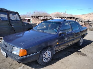 Audi: Audi 100: 1988 г., 2 л, Механика, Бензин, Седан