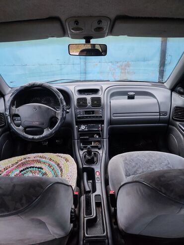 Renault: Renault Laguna: 1994 г., 1.8 л, Механика, Бензин, Универсал