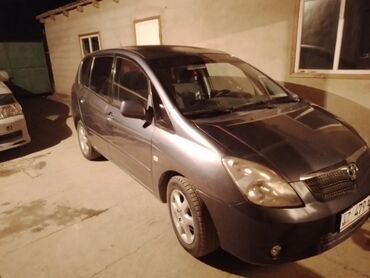 продаю форт: Toyota Corolla Verso: 2002 г., 1.6 л, Механика, Бензин, Универсал