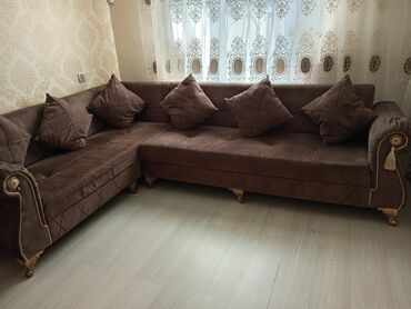 Divanlar: Künc divan, Açılmayan, Bazasız, Vеlur parça, Çatdırılma yoxdur