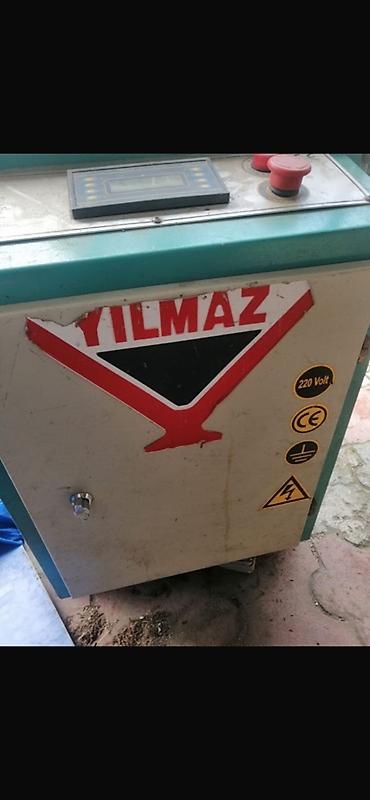qum aparati: Yilmaz markalı PVC/Alüminium profil künc birləşdirmə (pres) dəzgahı — 3