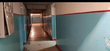 срочно продаётся 1 комнатная квартира в районе ошского рынка: 1 комната, 20 м², Общежитие и гостиничного типа, 3 этаж, Косметический ремонт