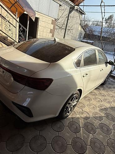 Kia: Kia Cerato: 2021 г., 1.6 л, Вариатор, Бензин, Седан — 6