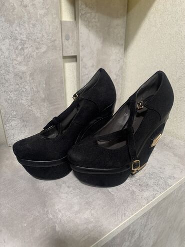 черные туфли 35 размера: Туфли 36, цвет - Черный
