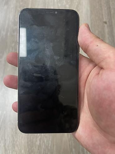 x 64: IPhone Xs, 256 GB, Space Gray, Qırıq — 1
