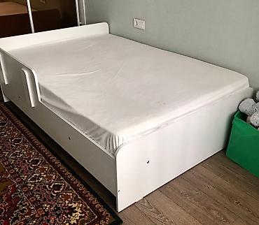 study table: Срочно продаю кровать - полуторка! Имеется съемный бортик( на фото он — 2