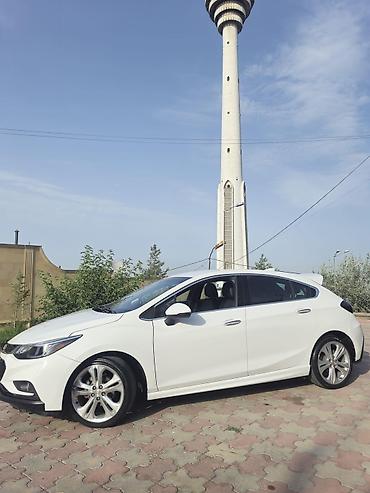cruze diffuser: Chevrolet Cruze: 1.4 l | 2016 il 135000 km Hetçbek — 3