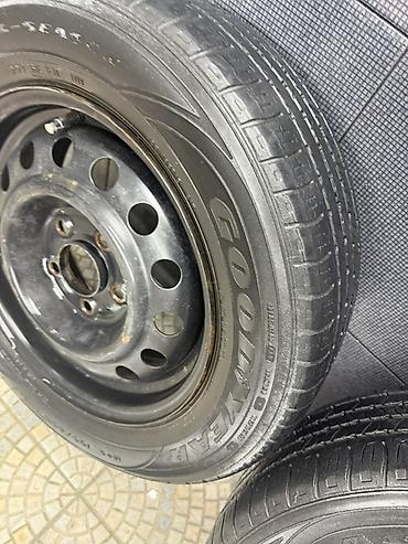 Диски: Б/у Колесо Hyundai 195 / 65 / R 15, 5 Болтов — 9