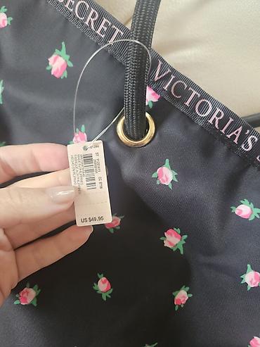 Çantalar: Victoria’s Secret çantaları Play və alışveriș ucun idealdirlar. Her — 3