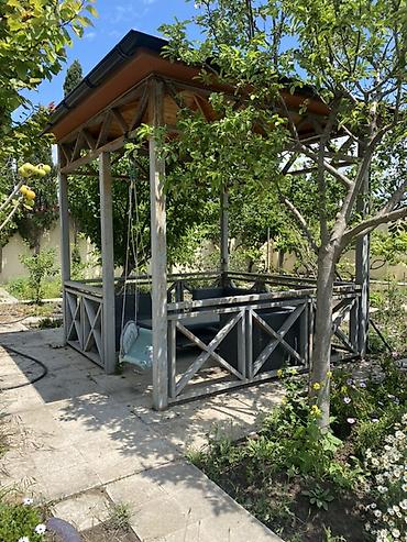 sadliq evi: 6 otaqlı, 300 kv. m, Orta təmir — 9
