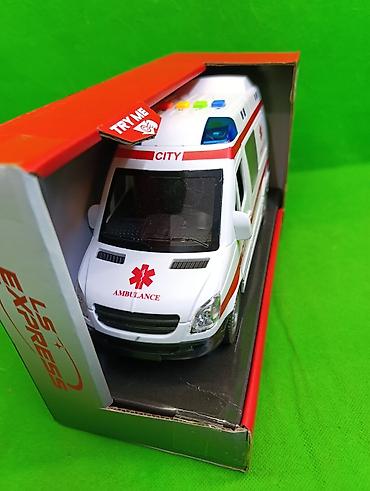 harley davidson road king: 🚑 Игрушечная машина скорой помощи RESCUE — спешит на помощь! 🚨 🚑 — 5