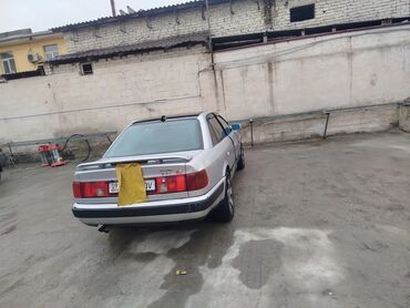 ауди 100 радиятор: Серебристый седан Audi 100. Автомобиль оснащен люком на крыше, что