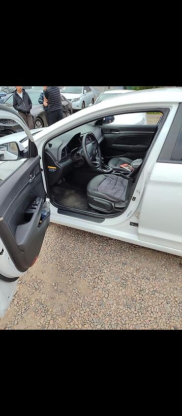 mitsubishi carisma 1 6: Hyundai Avante: 2019 г., 1.6 л, Автомат, Бензин, Седан — 5