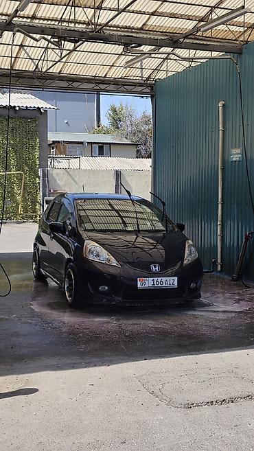 купить хаммер н1: Honda Fit: 2010 г., 1.5 л, Автомат — 2