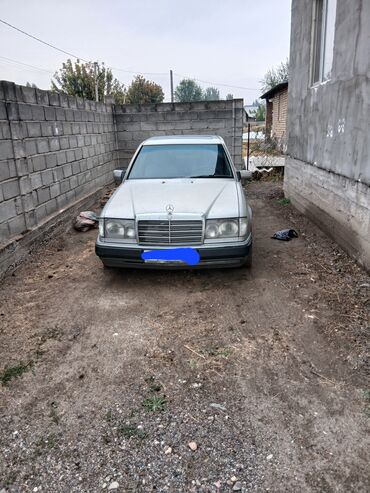 фреза на трактор: Mercedes-Benz W124: 1991 г., 2.3 л, Механика, Бензин, Седан