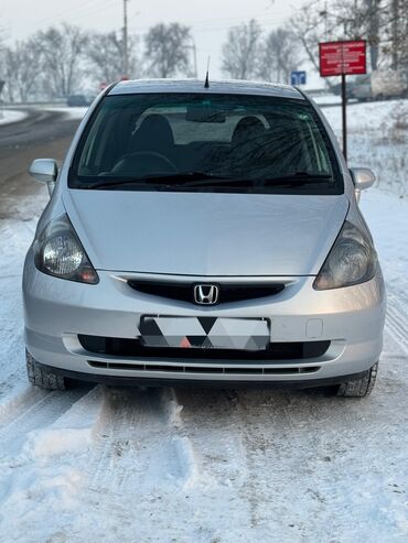 Honda: Honda Fit: 2003 г., 1.3 л, Вариатор, Бензин, Седан