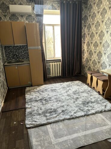 Долгосрочная аренда квартир: 1 комната, Агентство недвижимости, Без подселения, С мебелью частично