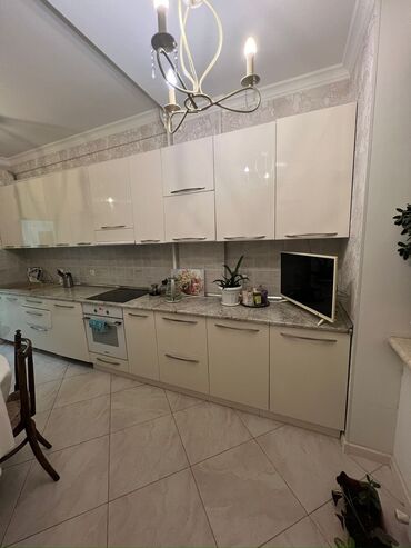 Продажа квартир: 4 комнаты, 130 м², Элитка, 3 этаж, Дизайнерский ремонт — 5