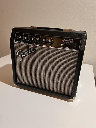 гитарный комбик: Электрогитара Gibson реплика + комбик оригинал Fender Frontman 15G — 2