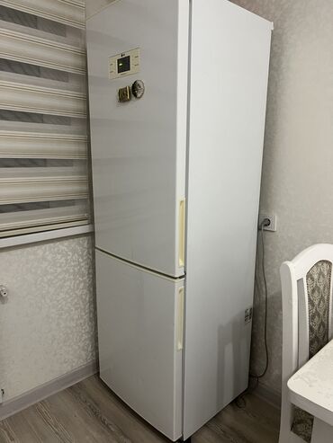 холодильник lg: Муздаткыч LG, Колдонулган, Эки камералуу, Total no frost, 60 * 180 *