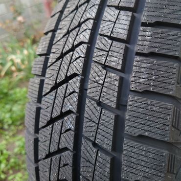 Шины 225 / 60 / R 18, Зима, Новый, Комплект, Легковые, Китай