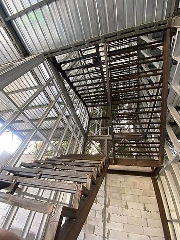 Деревянные лестницы: Лестница Лестницы Делаем лестницы любой сложности качественно с — 146