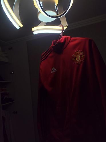 спортивный вещи: Куртка-тренировочная Manchester United от Adidas - Модель: спортивная — 1