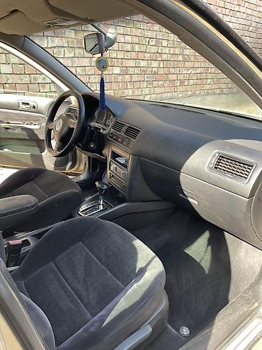 mg zs: Volkswagen Bora: 2003 г., Автомат, Бензин — 7