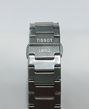 серебром: Tissot PRX Powermatic 80 — кварцовые часы с интегрированным браслетом — 5