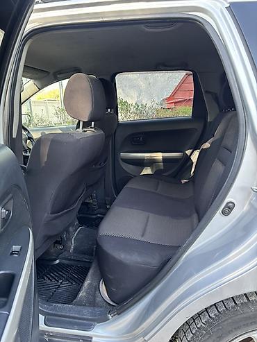 Toyota: Toyota Ist: 2003 г., 1.3 л, Автомат, Бензин, Хэтчбэк — 7