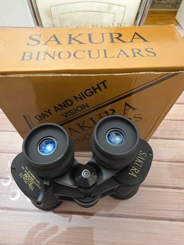 Маски, очки: Sakura durbini 10x-70x70 böyütmə diapazonuna malikdir, bu da geniş