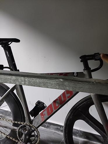 fix jixf: Шоссейный велосипед, Trek, Рама M (156 - 178 см), Б/у — 3