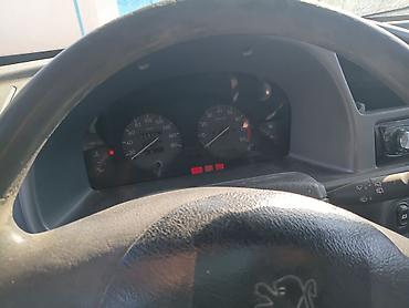 pejo 607: Peugeot Partner: 1.8 л | 2000 г. 200000 км Минивэн — 10