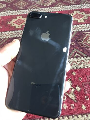 ayfon 2: IPhone 8 Plus, 64 GB, Barmaq izi, Face ID