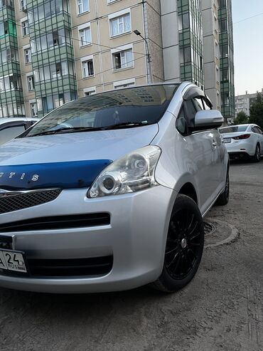Toyota: Toyota Ractis: 2008 г., 1.3 л, Вариатор, Бензин, Хэтчбэк