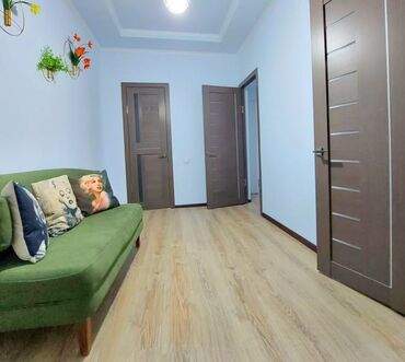 снять квартиру на долгий срок в джалал абаде: 2 часа - 1200. Следующий час по 200. сутки-3000.Ночь- 2000 сом с 21 до