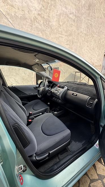 авто вит: Honda Jazz: 2002 г., 1.4 л, Механика, Бензин, Хэтчбэк — 6