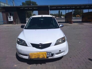продаю в связи с переездом: Mazda Demio: 2004 г., 1.3 л, Автомат, Бензин, Хетчбек