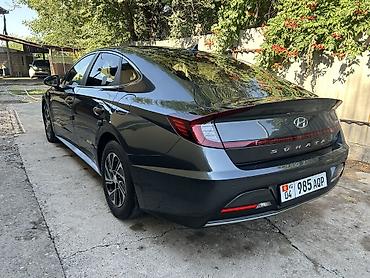 Hyundai Sonata: 2019 г., 2 л, Автомат, Гибрид, Седан — 8