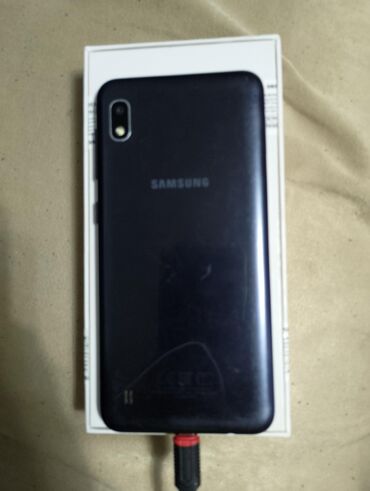 samsung z filip 3: Samsung Galaxy A10, 32 GB