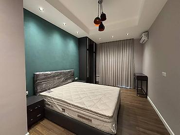 Yeni tikili: İcarəyə verilir 3 otaqlı yeni tikili 140 m², Ağ şəhər q. Kateqoriya — 16