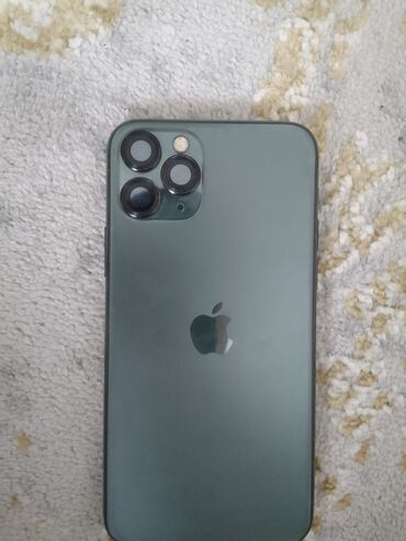 Apple iPhone: IPhone 11 Pro, Б/у, 256 ГБ, Защитное стекло, Чехол, 79 %
