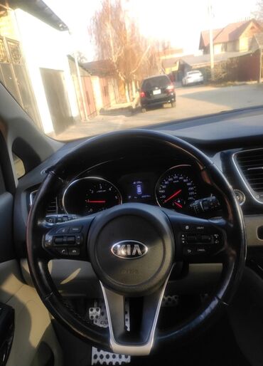 Kia: Kia Carnival: 2018 г., 2.2 л, Автомат, Дизель, Минивэн — 5