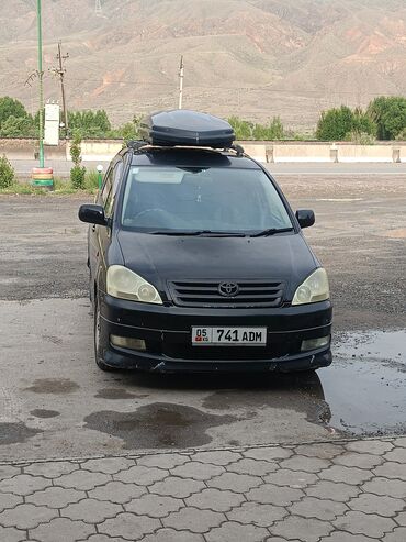 генезис машина: Toyota Ipsum: 2003 г., 2.4 л, Автоматтык, Газ, Вэн/Минивэн